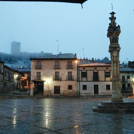 Alojamientos Palacete Penaranda de Duero Esterno foto